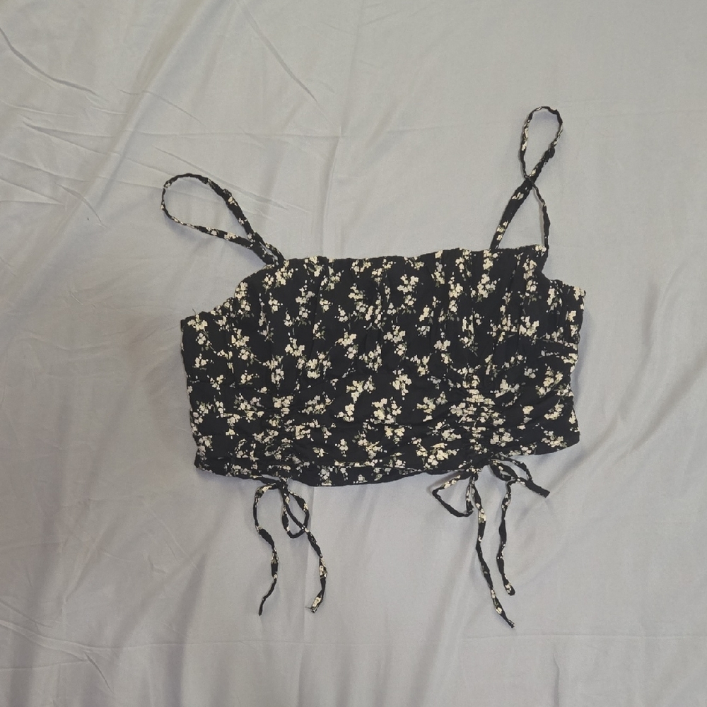 Urban Outfitters Black and White Floral Camisole